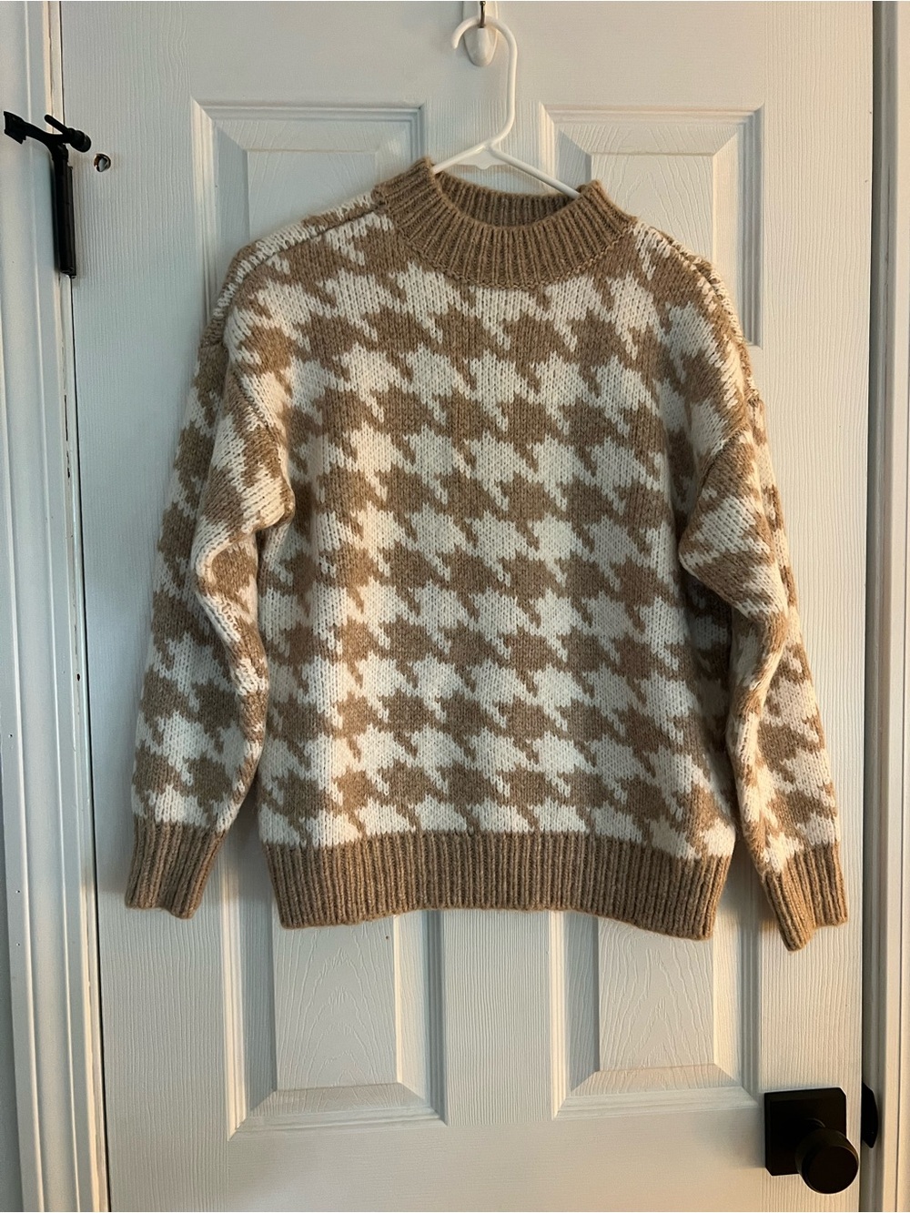 Ann Taylor Houndstooth Crewneck Sweater - Cream & Tan